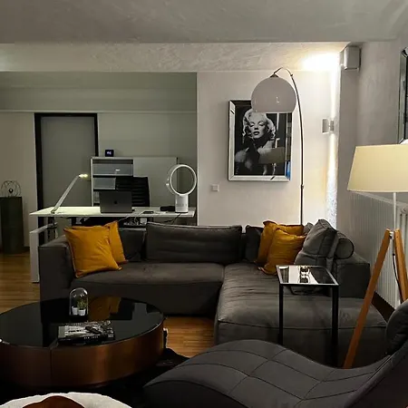 Aryve Erfurterloft - Boutique Loft Zentrumsnah Mit Kostenfreien Parkplaetzen, Design-interieur Und Netflix דירה